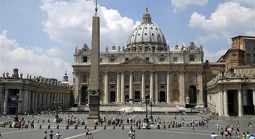 Ponte Milvio Luxury House - image 14