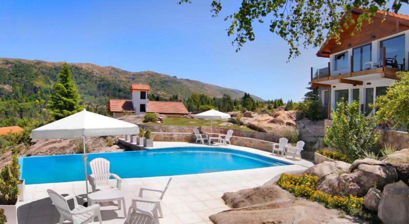 Suites de la Colina photo