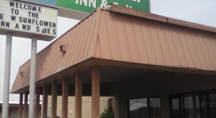 Sunflower Inn &amp; Suites - Garden City — Hotel in Garden City (KS)