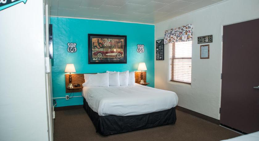 Historic Route 66 Motel photo
