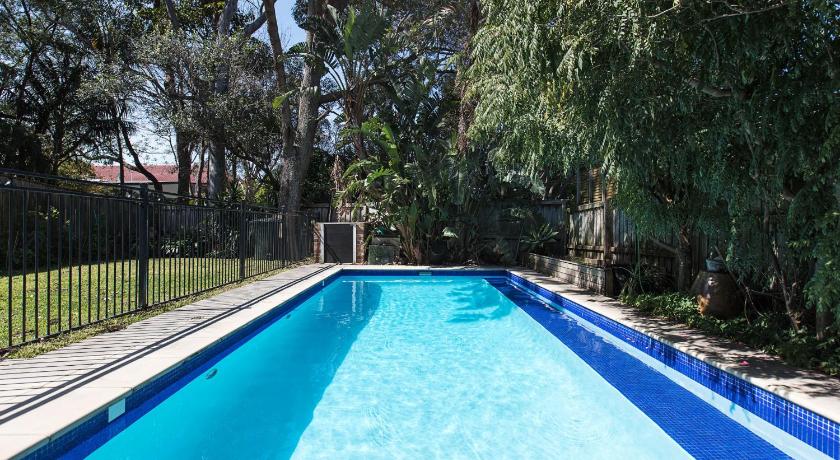 Comfy family home in chill beachside neighbourhood — Hotel in Sydney