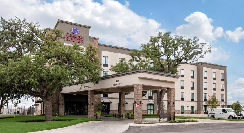 Comfort Suites - South Austin