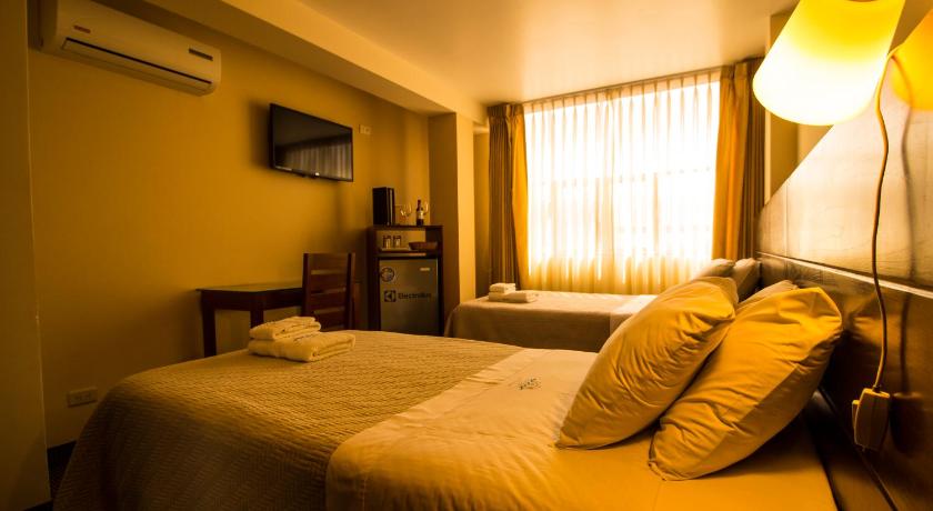 El Puerto Hotel