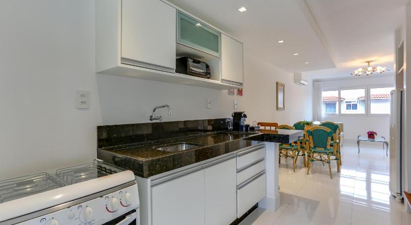 Image of Duplex Apartment 2 Suites 774 1