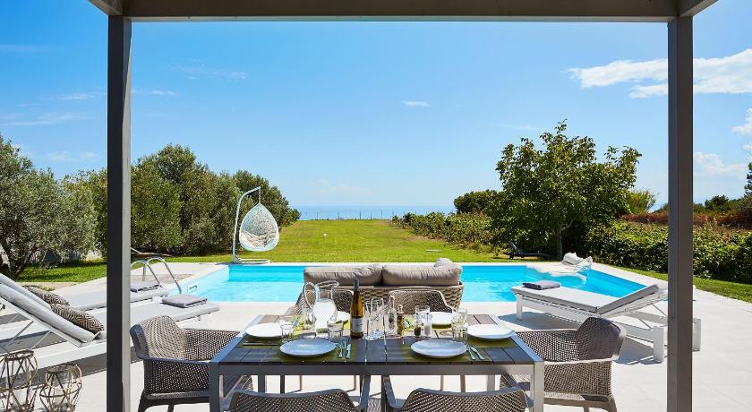 Art Villas (Piano &amp; Violin) — Hotel in Kefalonia