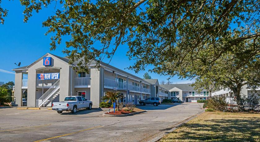 Motel 6-Bay Saint Louis, MS