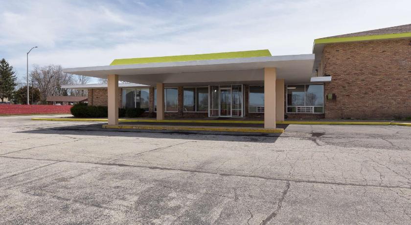 Motel 6-Lincoln, IL