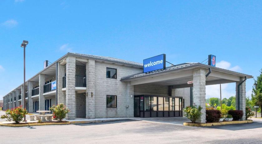 Motel 6-London, KY — Hotel in London (KY)