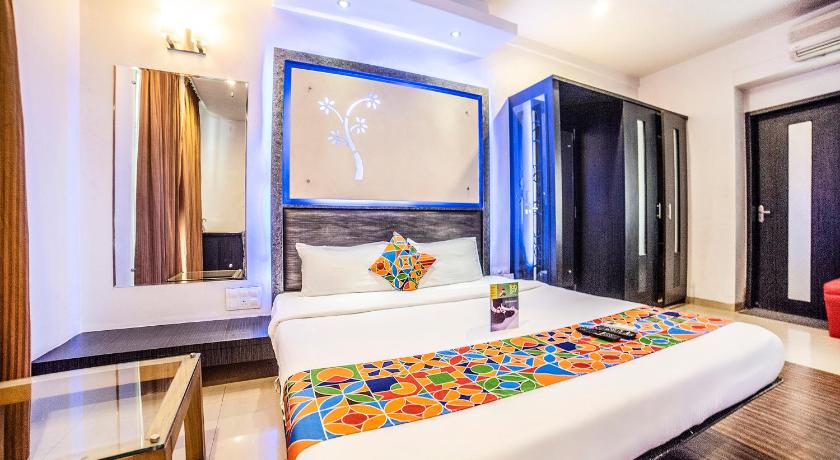 Rapid Lakme Executive Hotel – Pune, KY