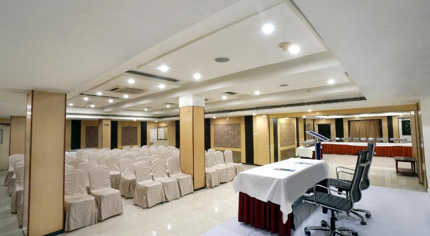 Hotel Geetha Regency