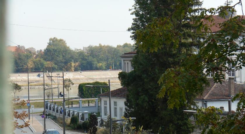 Dunavski Park photo