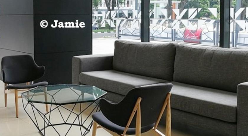 MUJI HOME 1 ★2BR★Sea+City View@Town★Netflix&TV Box - image 12