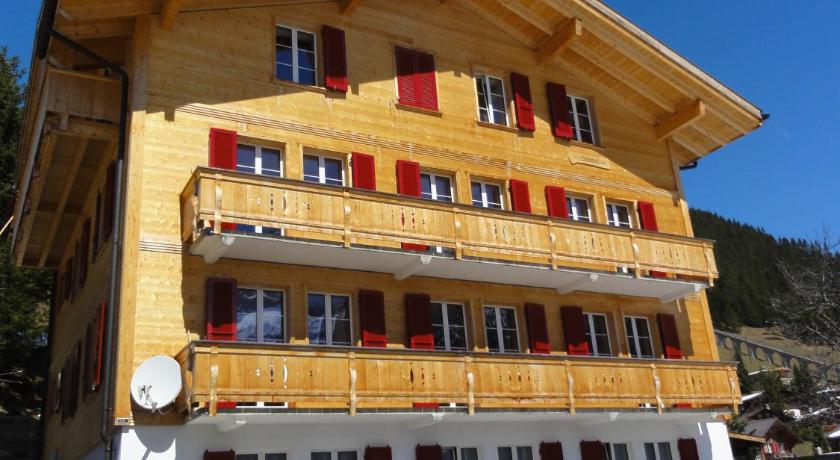 Chalet Schonbuhl — Hotel in Murren