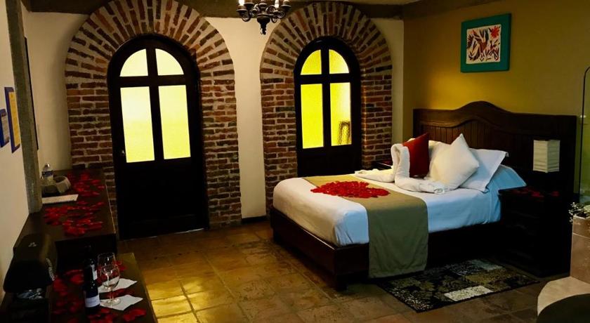 蒙特矿业镇 Spa Holistico Real Hotel 4星级 酒店 泳池