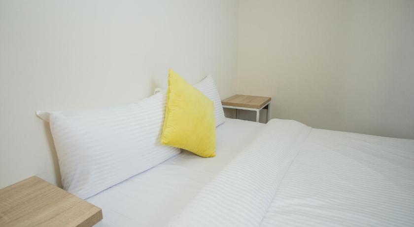 Image of Deluxe Quadruple Room 16