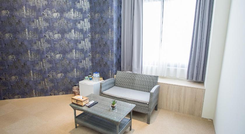 Image of Deluxe Quadruple Room 13