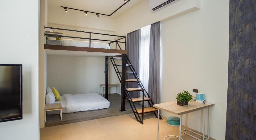 Image of Deluxe Quadruple Room 1