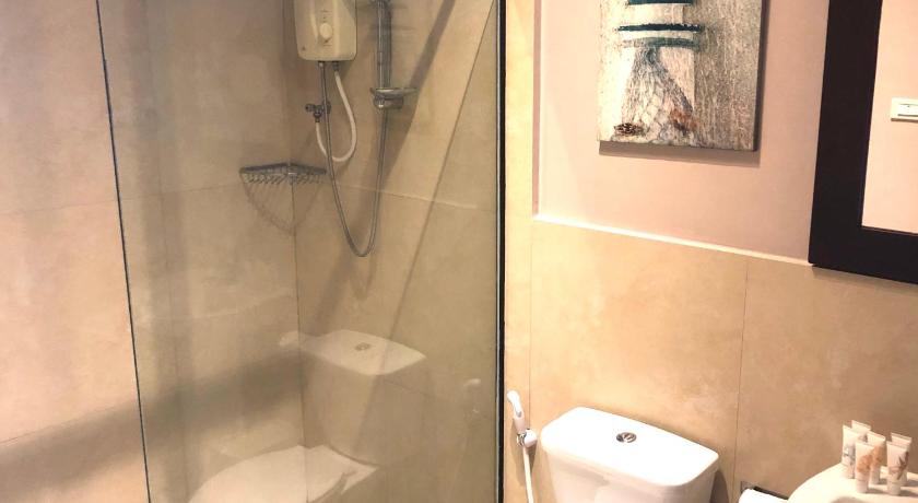 Image of 3 Bedroom Family Suite 11