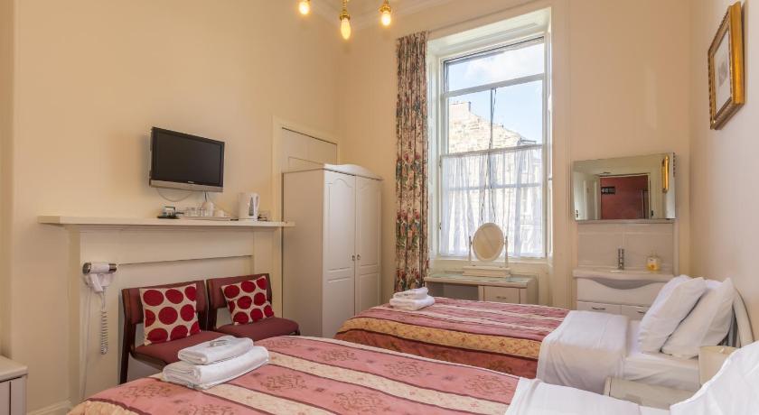 Menzies Guest House photo