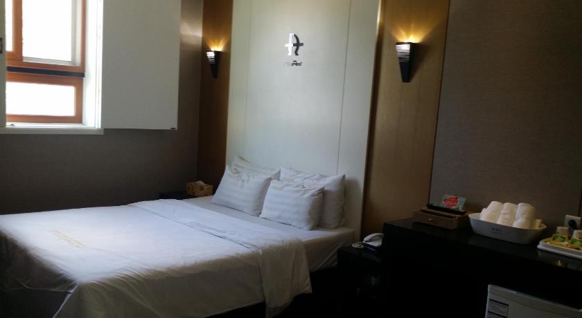 Image of Double Room with Mountain View 0