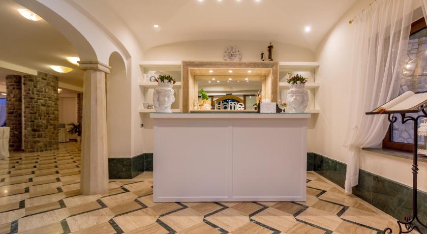 Romantic Relais Sorrento photo