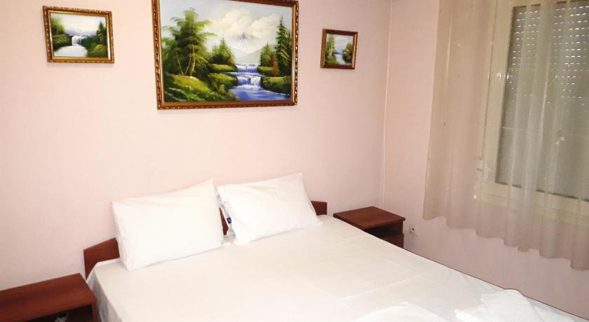Best Price On Guest Rooms Studio Thomas Palace In Sandanski