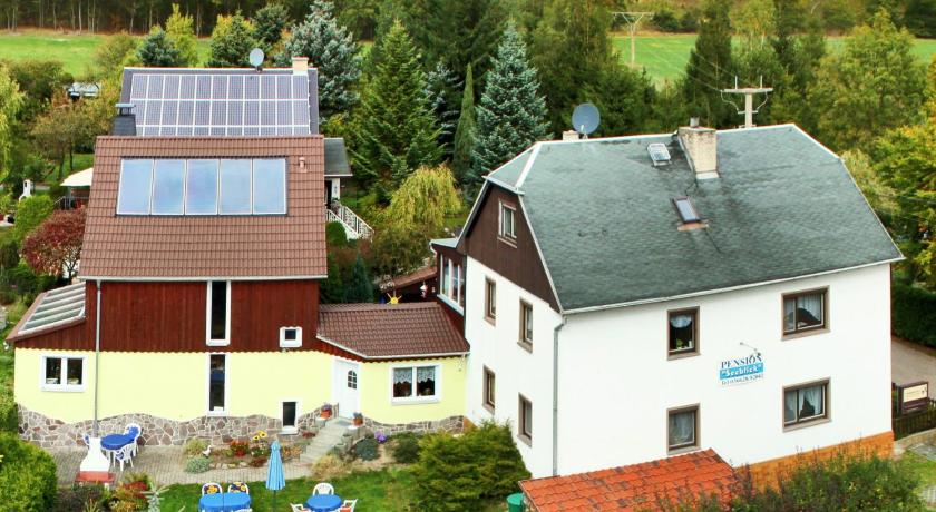 Pension Seeblick — Hotel in Zadelsdorf