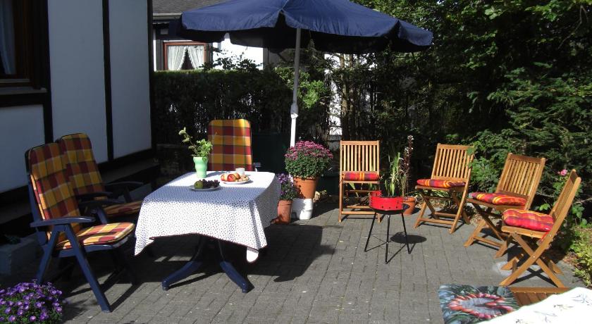 Ferienhaus EifelPur — Hotel in Boppard
