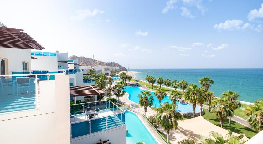 Image of Grand Suite - Ocean View & Balcony 8