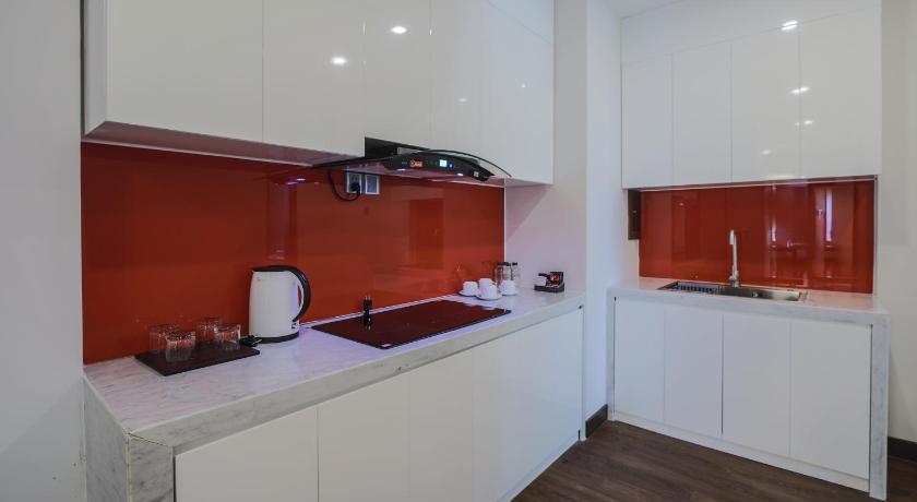 Image of Three-Bedroom Apartment - Afternoon Tea Included 1