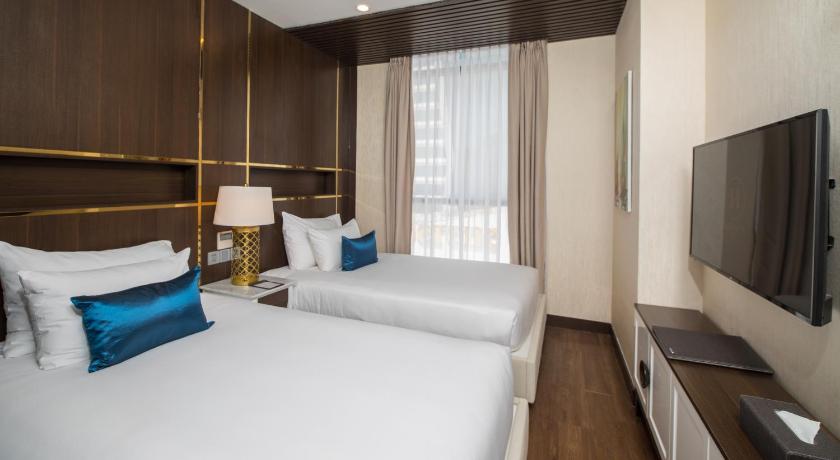 Image of Three-Bedroom Apartment - Afternoon Tea Included 5