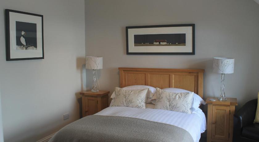 Springbank Guesthouse Bed And Breakfast Mallaig Deals Photos