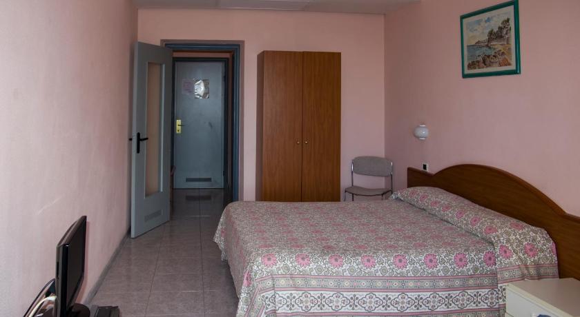 Hotel Cristallo photo
