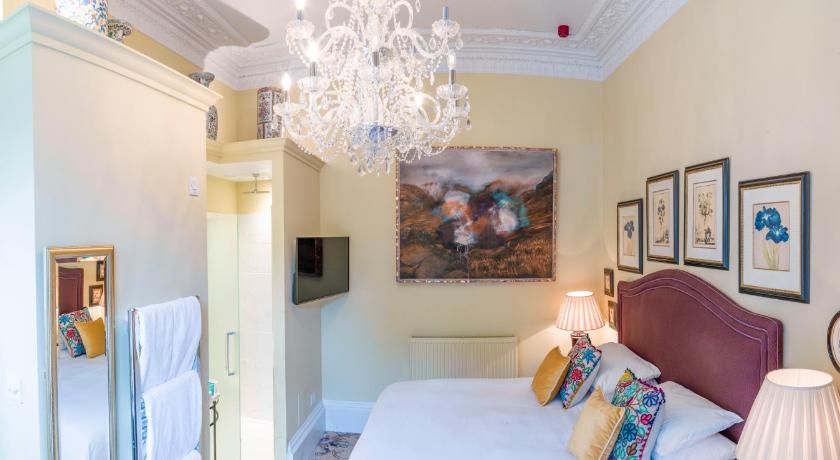 Image of Standard Double Room 4
