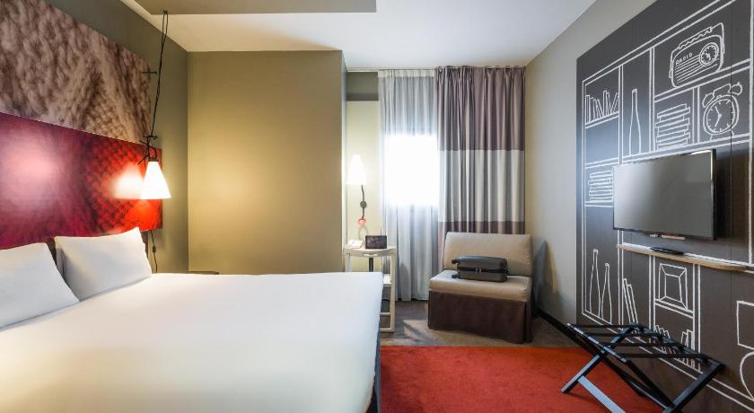 Image of Comfort Room with A Double Bed 3