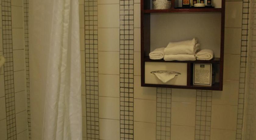 Zdjęcie: Pokój typu Queen o podwyższonym standardzie (Superior Queen Room) 8