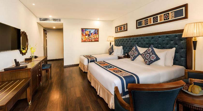 Image of Triple Sea View 8