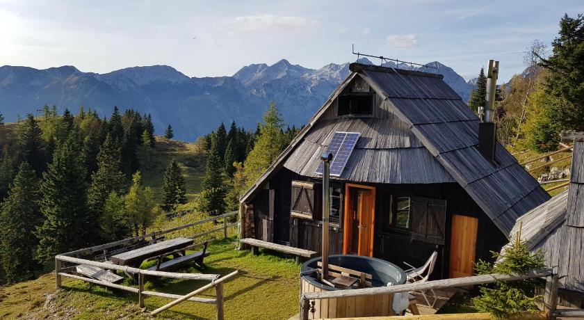 Chalet Zlatica Velika Planina — Hotel in Velika Planina