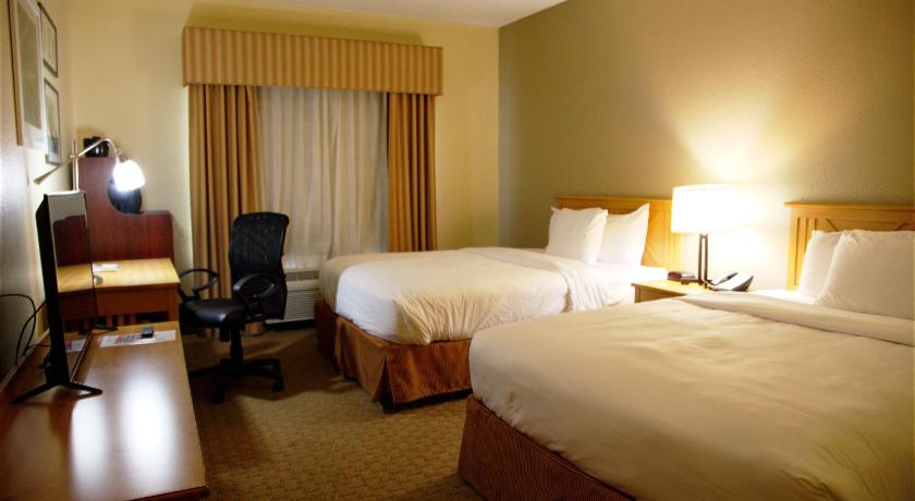 Country Inn & Suites by Radisson, Bloomington-Normal West, IL