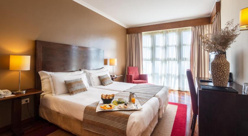 コルテス・ド・メイオ Luna Hotel Serra da Estrela 4つ星 ホテル スイート