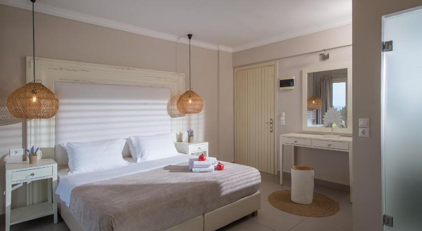 Image of Deluxe mini Suite Sunset Sea View - Adults Only 7