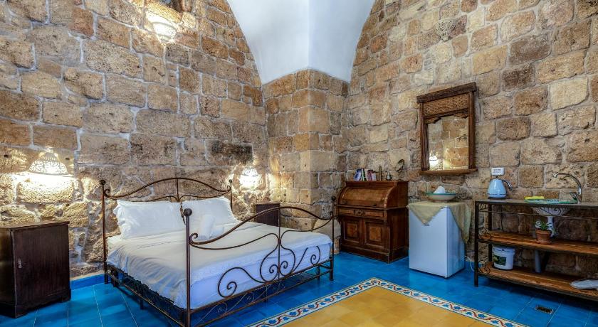 Image of The Vine Room 1