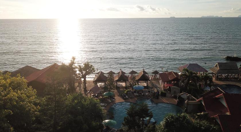 Blue Andaman Lanta Resort - image 4