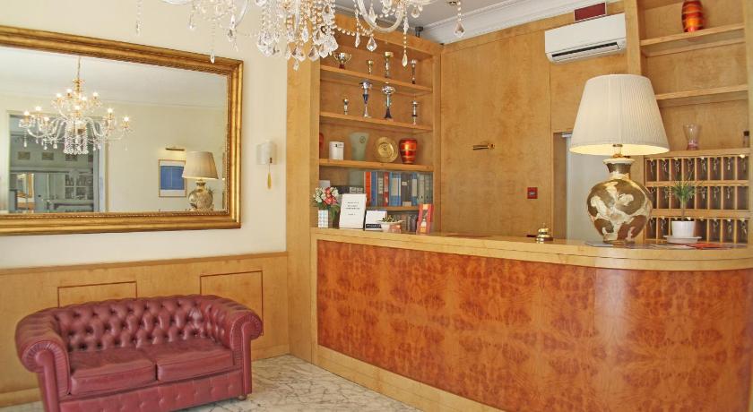Hotel La Pace photo