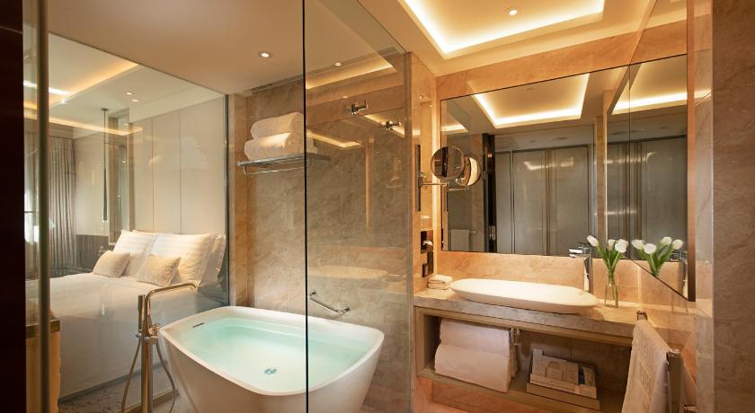 Image of Junior Suite 2