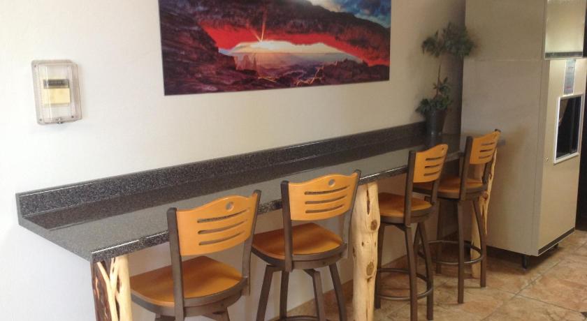 Inn at the Canyons photo