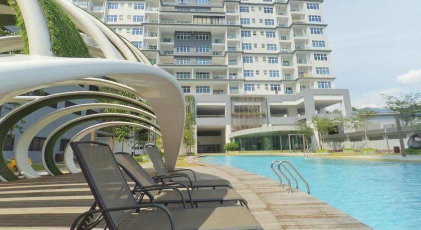 Puchong Skypod 8-10pax | Walk IOIMall 10min Sunway - image 4