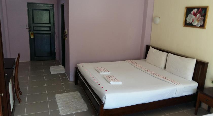 Image of Standard Double Room 4