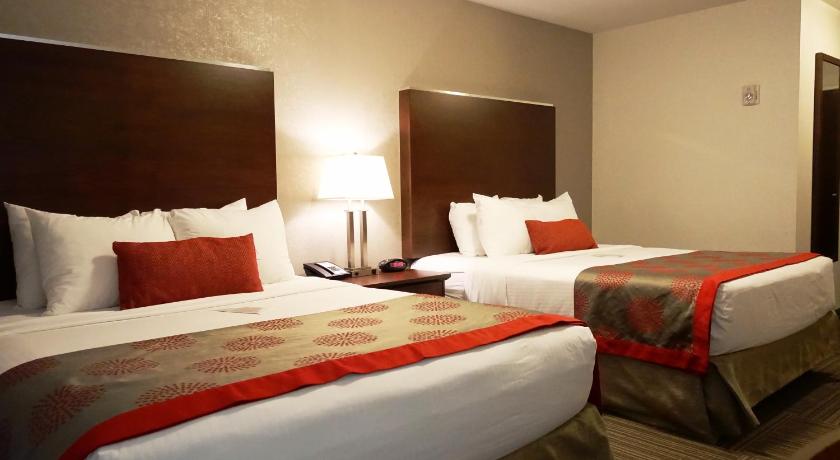 Ramada by Wyndham Moose Jaw