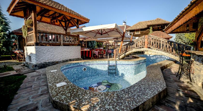 베오그라드 Srpsko Andrejevo Selo 3성급 호텔 로비